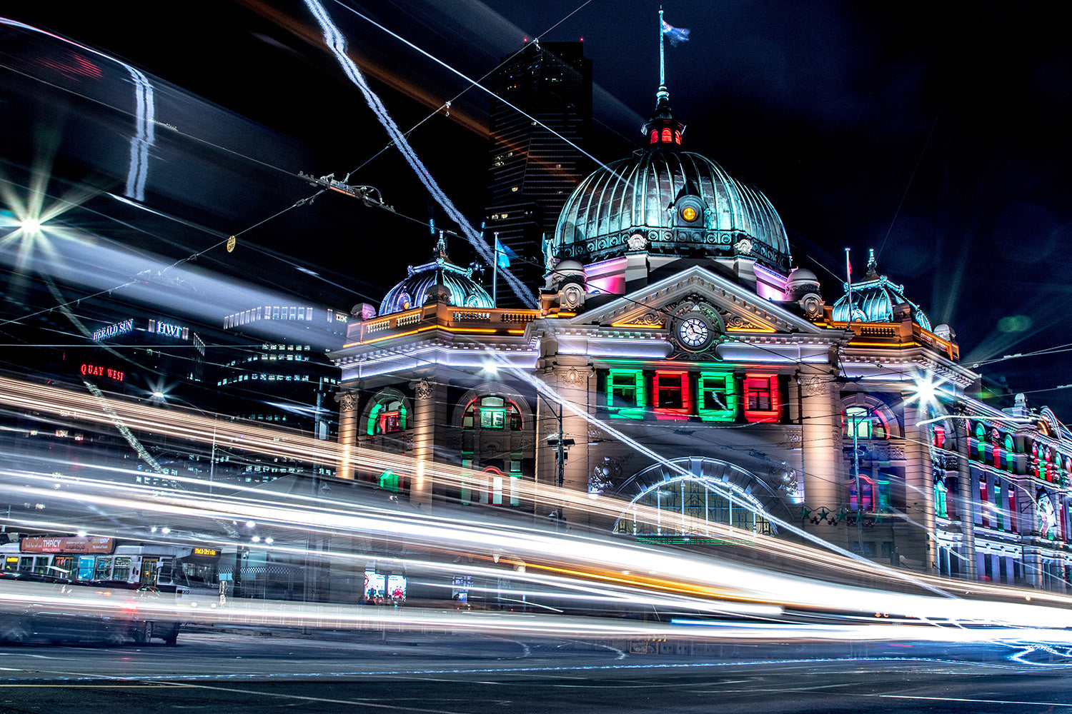 WHAT ARE THE TOP TEN THINGS TO DO IN MELBOURNE THIS SPRING?